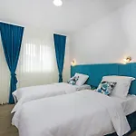 Stella Maris - Pool, Jacuzzy & Nearby Apartamento *